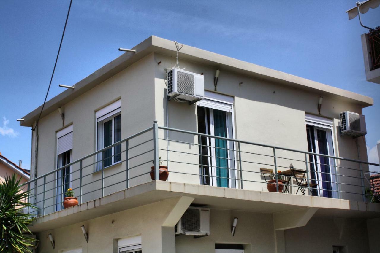 Elektra'S Apartment Central With Parking أرغوستولي المظهر الخارجي الصورة